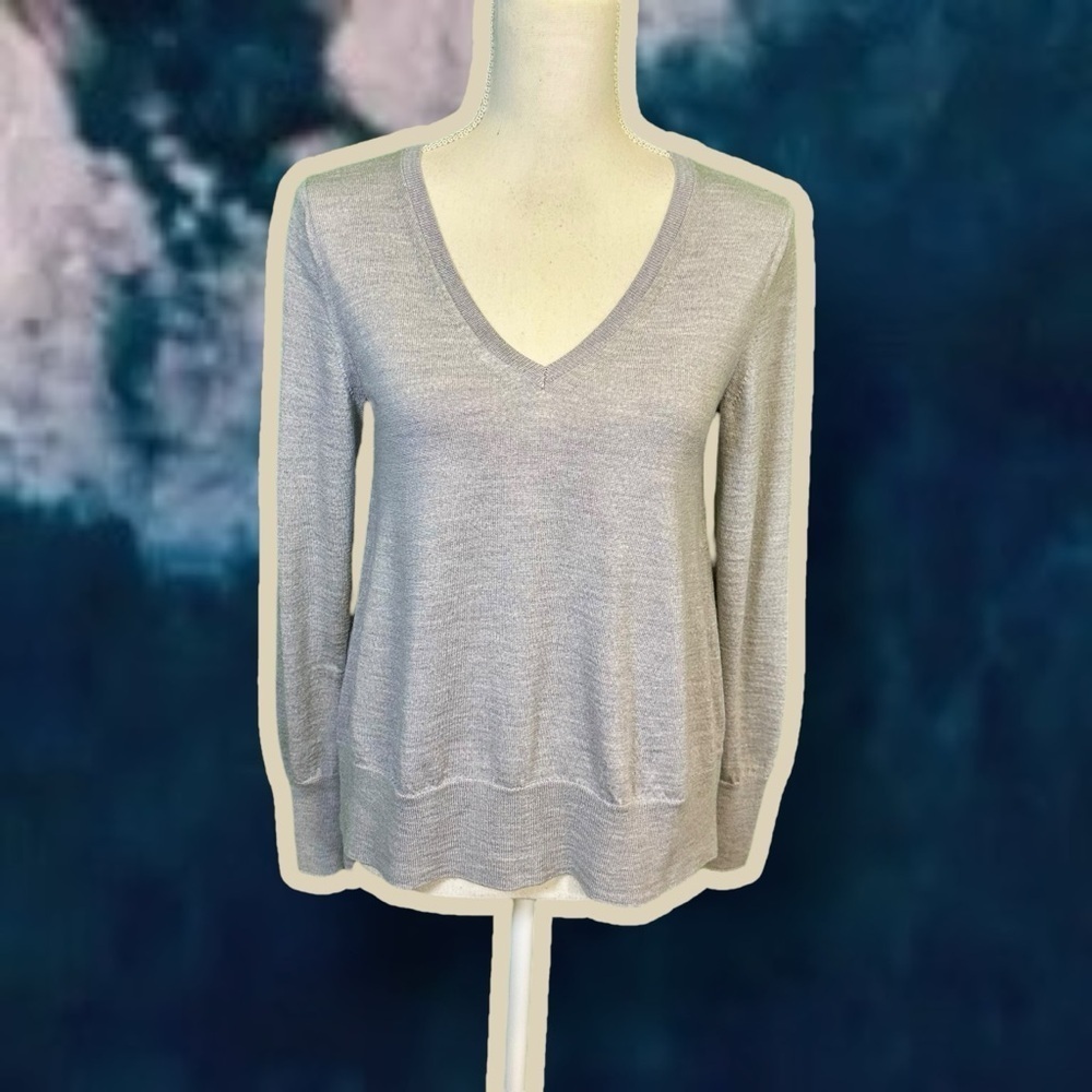 Banana Republic Extra Fine Merino Wool Heather Gray V-Neck Pullover Sweater Sz S